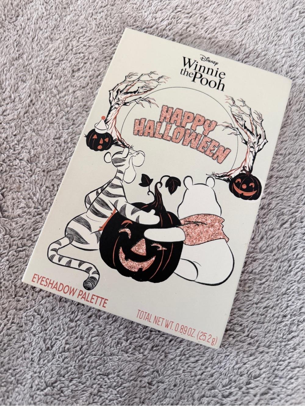 Disney Winnie the Pooh Happy Halloween Eyeshadow Palette 12 Shades NEW